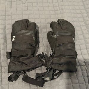 REI Black Kids' Insulated Gloves